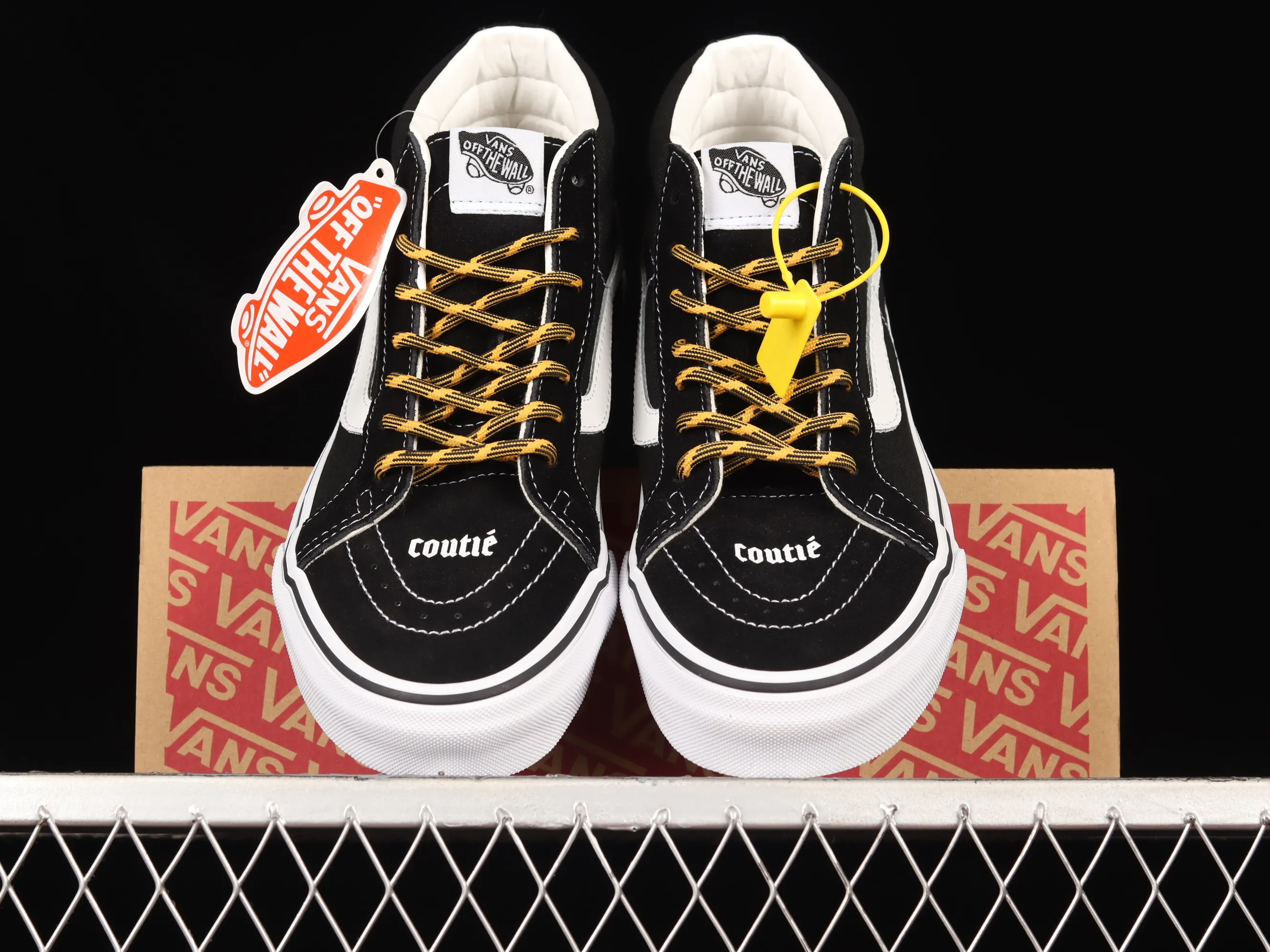 All categories Vans Vans series Vans Mid Vans China Coutie Vans x One World 2 joint limited edition black and yellow letter mid-top casual canvas shoes VN0A391F3TGT
